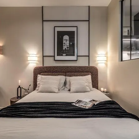 Marguerite - A Auteuil Apartment *